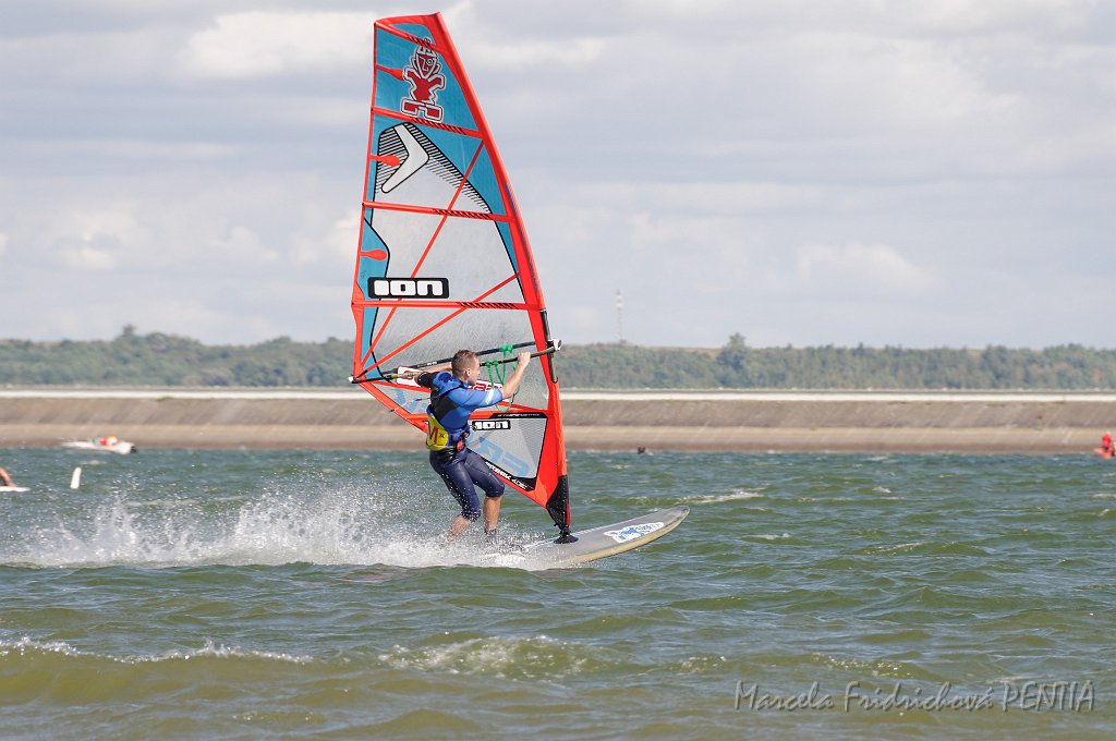 D2015-052-0250.jpg