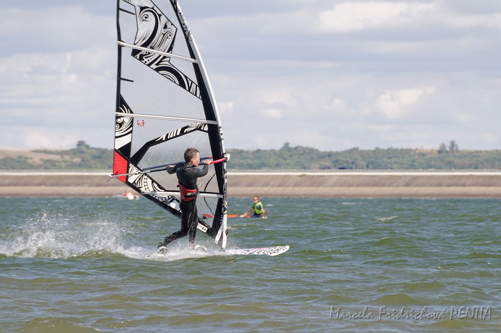 D2015-052-0252.jpg