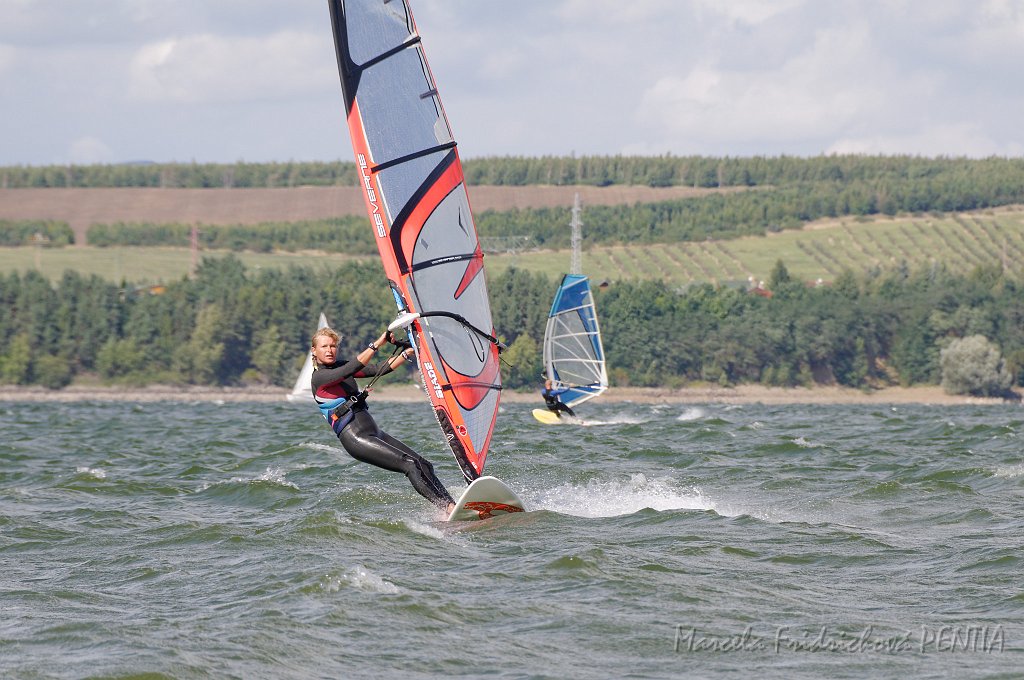 D2015-052-0253.jpg