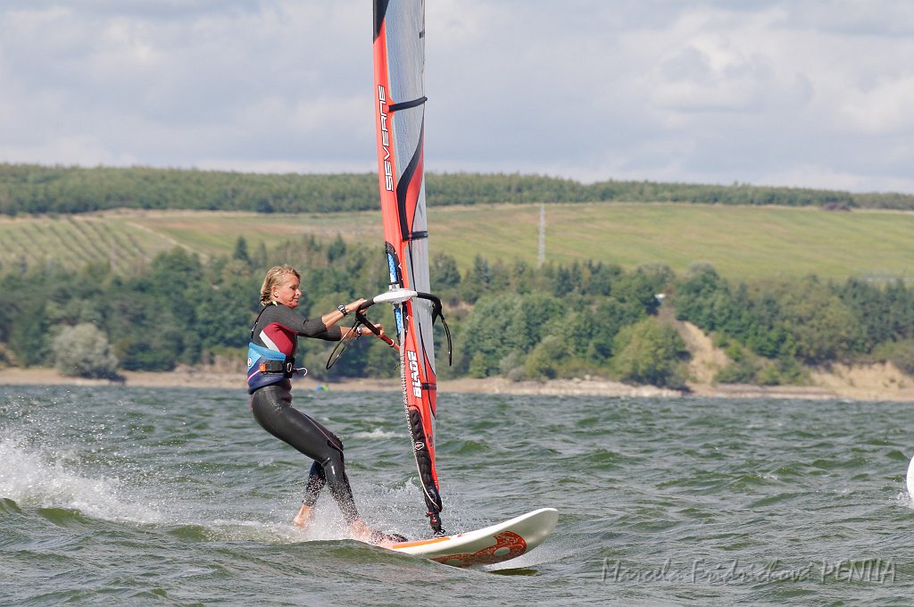 D2015-052-0256.jpg