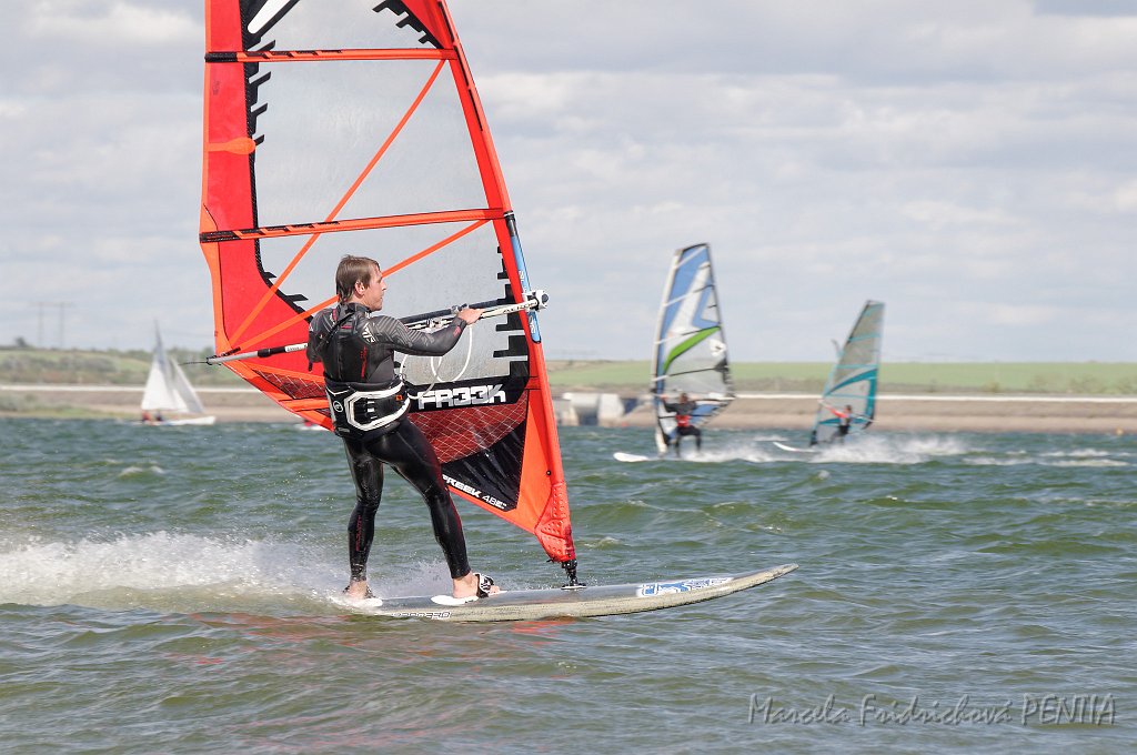 D2015-052-0277.jpg