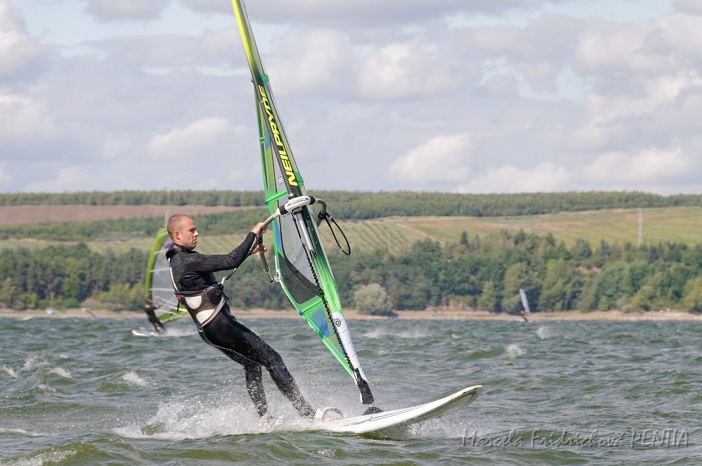 D2015-052-0281.jpg