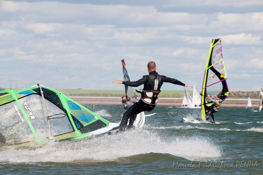 D2015-052-0283.jpg