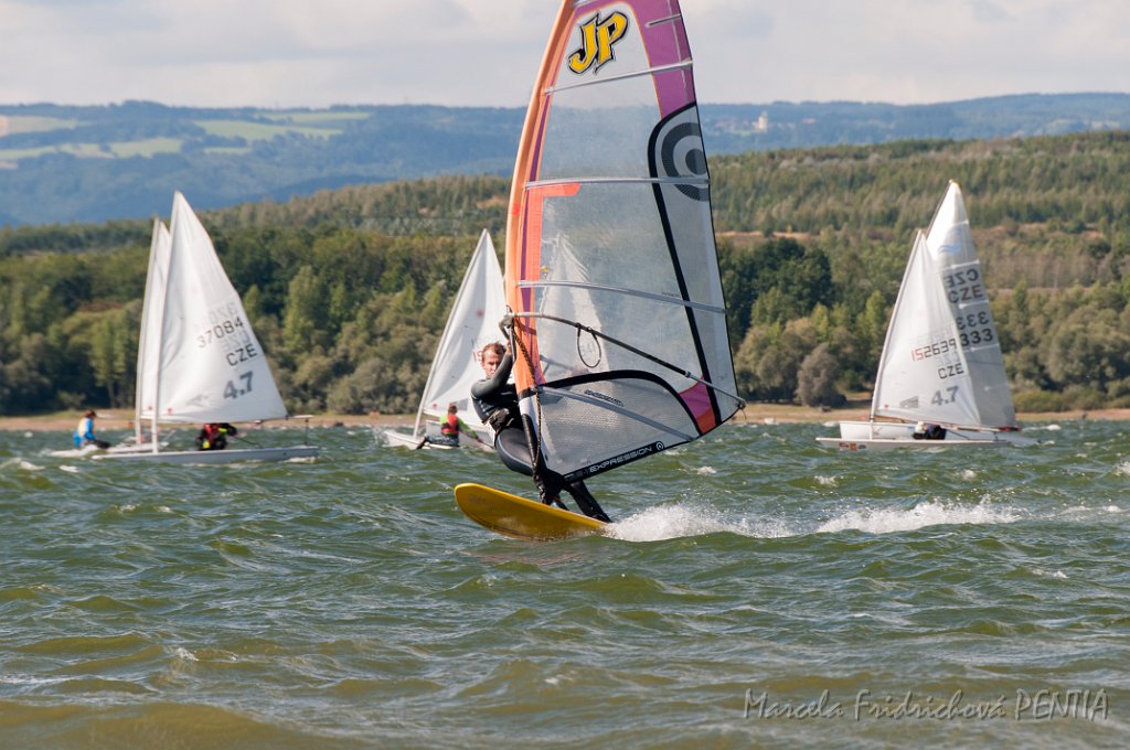 D2015-052-0288.jpg