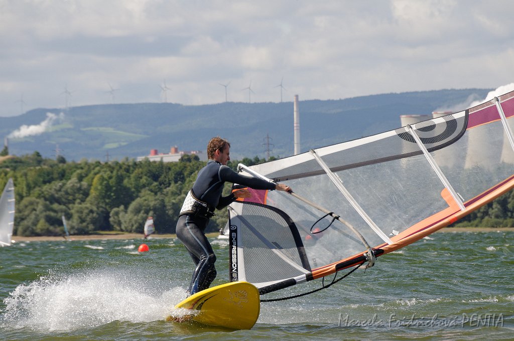 D2015-052-0289.jpg