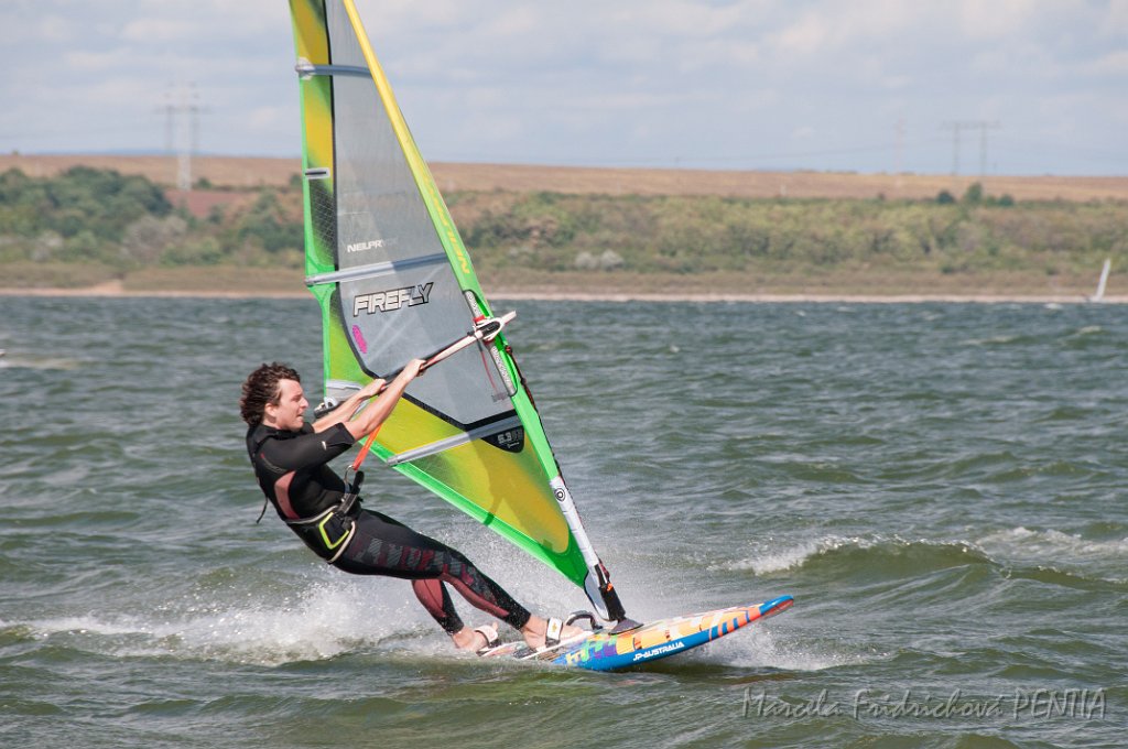 D2015-052-0307.jpg
