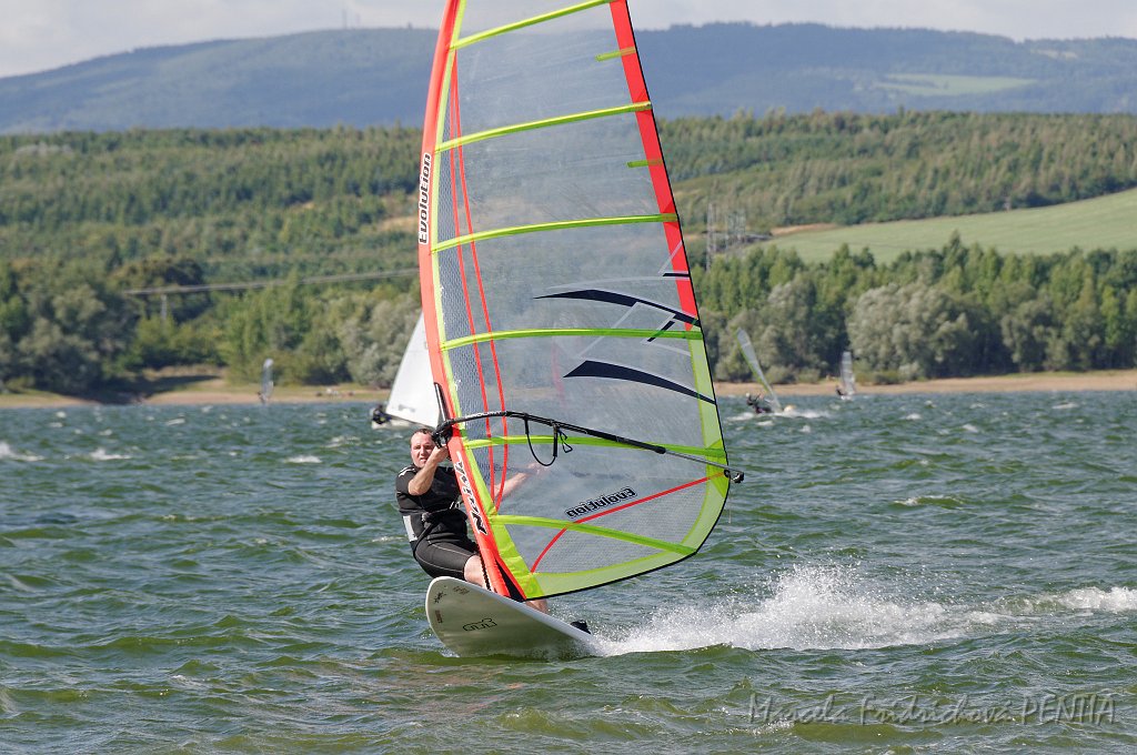 D2015-052-0317.jpg