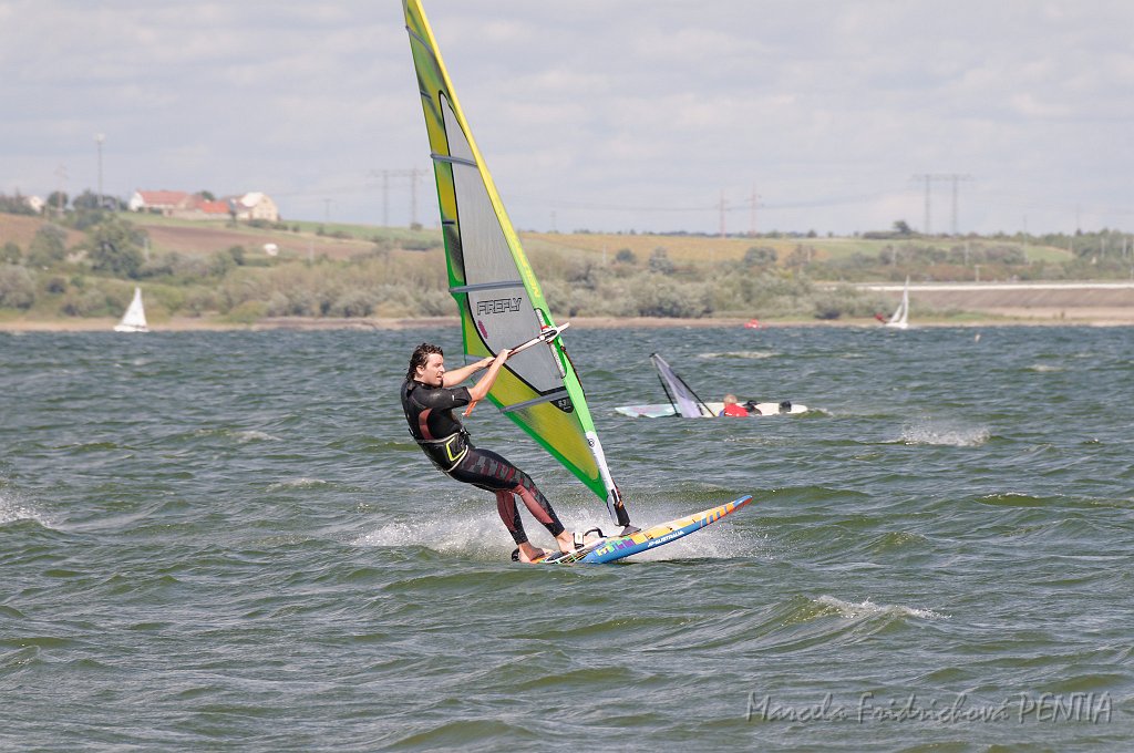 D2015-052-0319.jpg