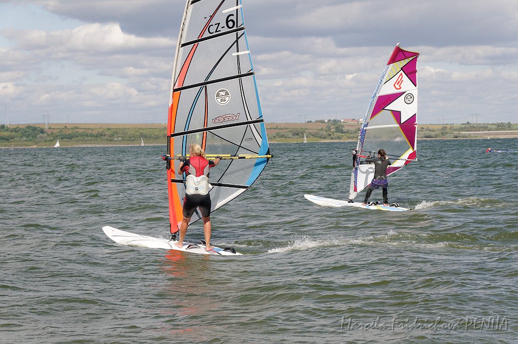 D2015-052-0329.jpg