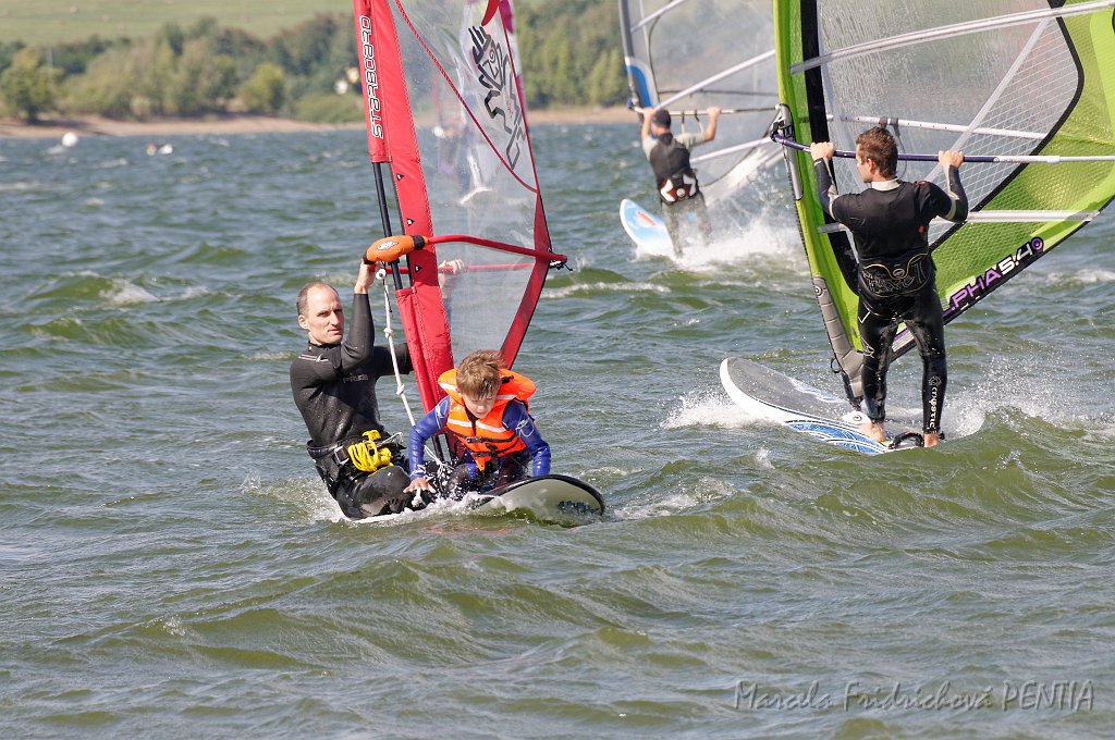D2015-052-0339.jpg