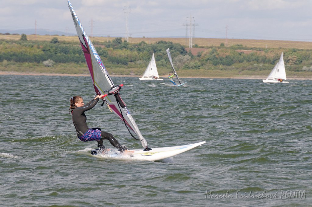 D2015-052-0350.jpg