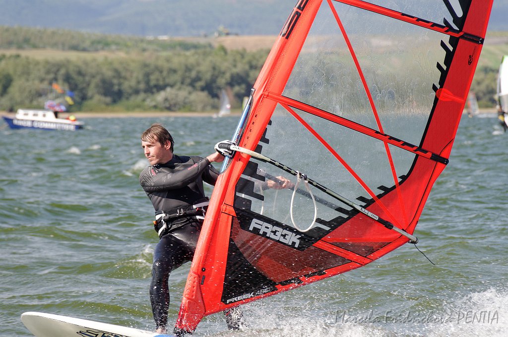 D2015-052-0357.jpg