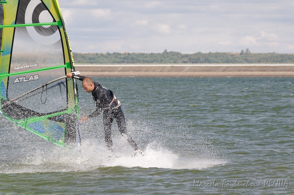 D2015-052-0372.jpg
