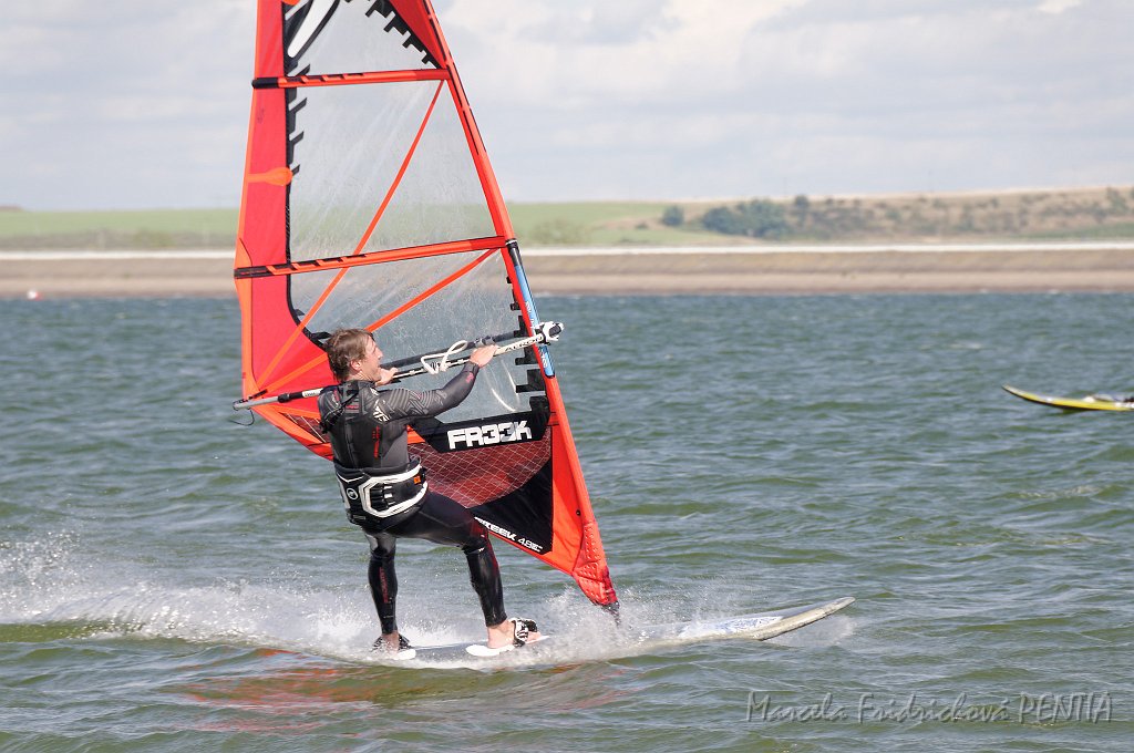 D2015-052-0390.jpg