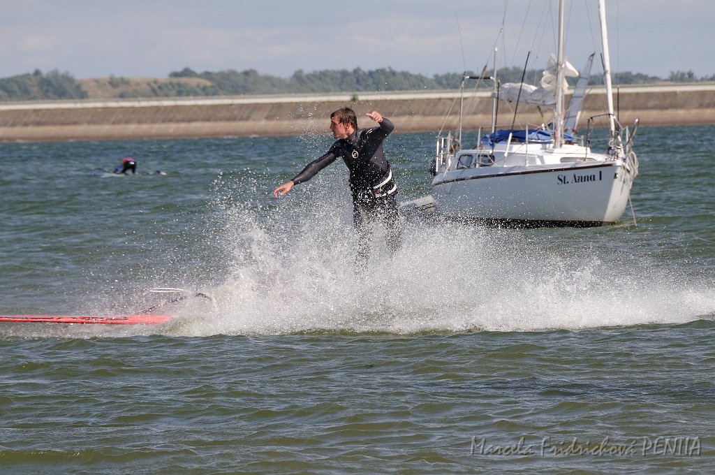 D2015-052-0393.jpg