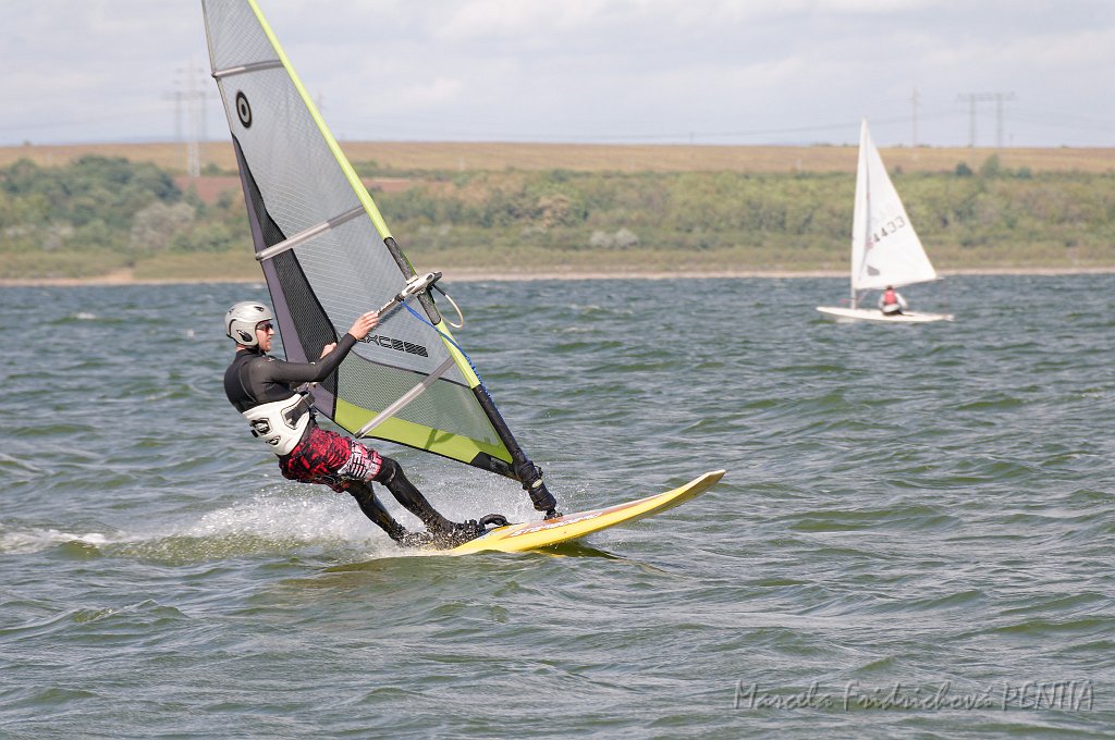 D2015-052-0427.jpg