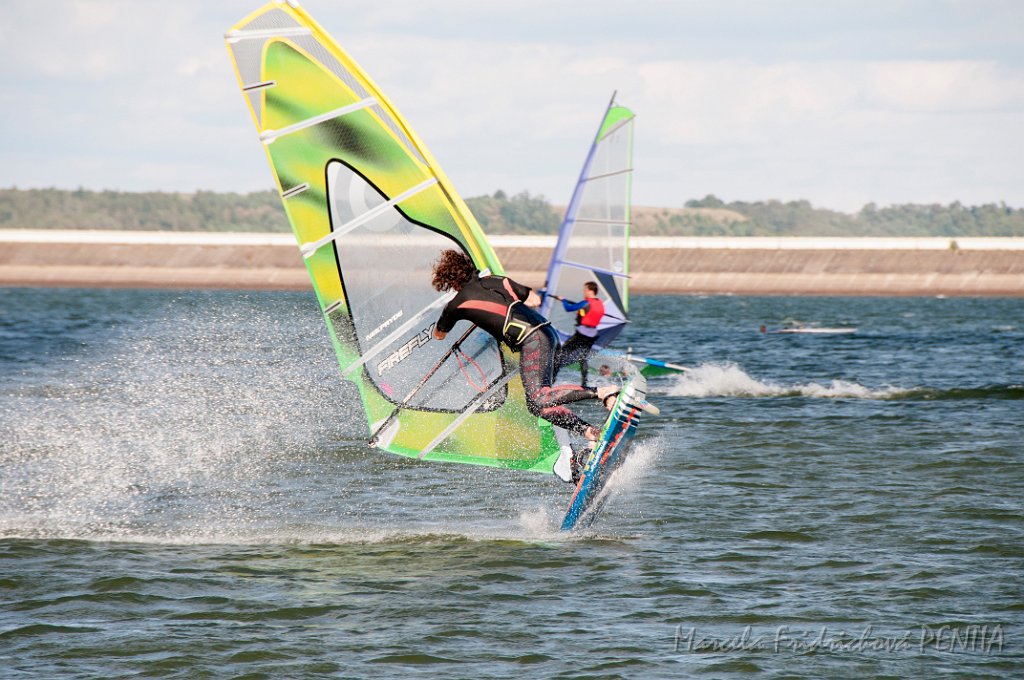 D2015-052-0469.jpg