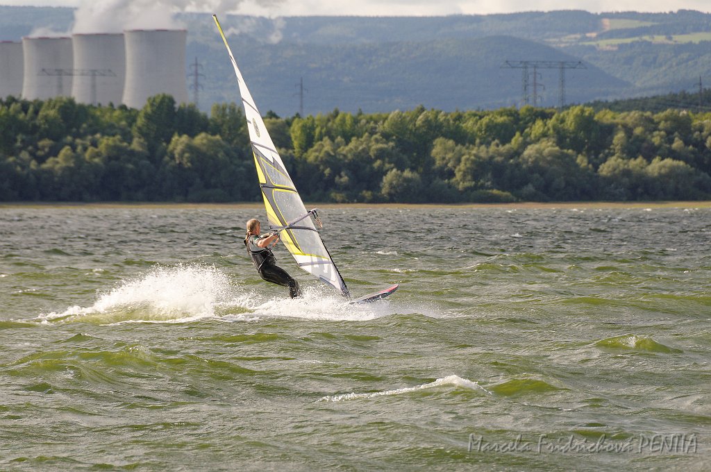 D2015-052-0478u.jpg