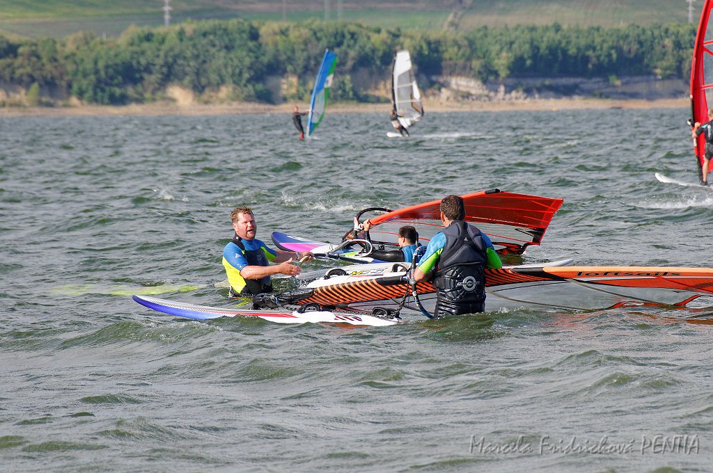 D2015-052-0483u.jpg