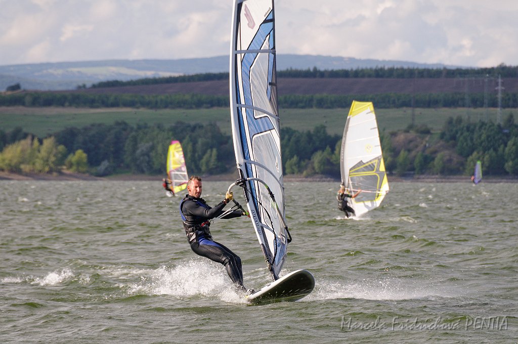 D2015-052-0504u.jpg